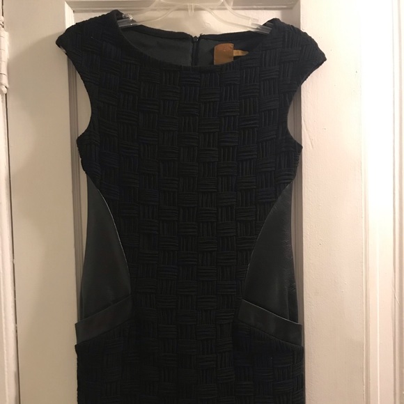 Ali Ro Dresses & Skirts - 4x HP🎉 Ali Ro LBD Black Leather Trim Dress